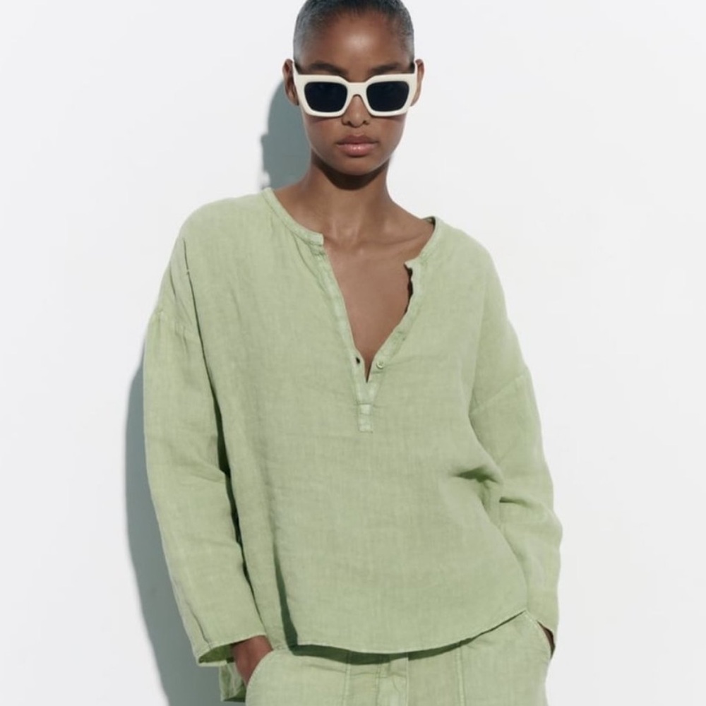 ZARA 100% Linen Sage Pastel Green Slit Blouse Top